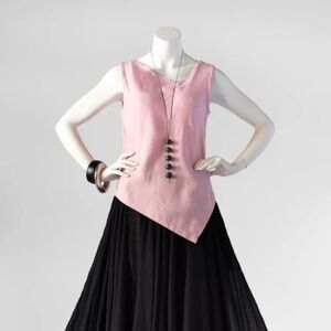 Kaliyana Tina Top asymmetrical hem and neckline